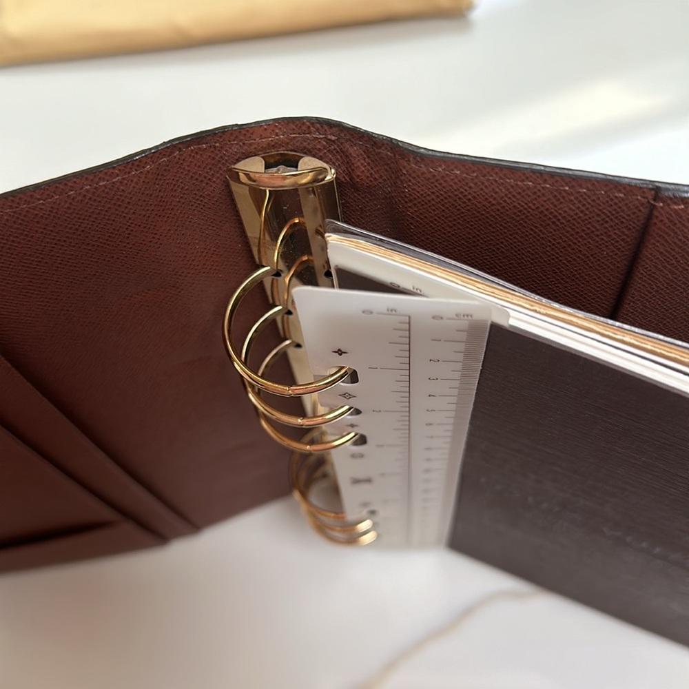 Louis Vuitton Large Agenda Ring Cover - Picture 7 of 16